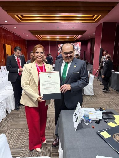 Recepción de Constancia de Toma de Protesta